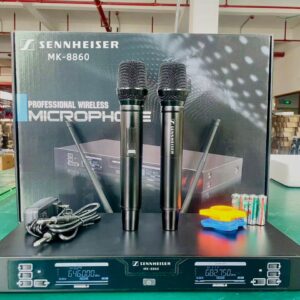 Sennheiser Wireless Microphone with 2 Handles