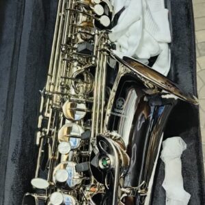 Yamaha Alto Saxophone, Gold color